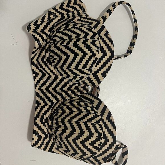 Xhiliration Swim Suit Small Good Condition Padded and LIfted! Classic Pin-up Sty - Picture 1 of 4